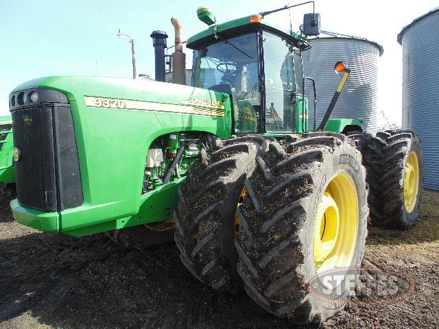 2003 John Deere 9320_1.jpg